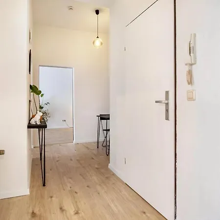Next Home - Free Parking & Wifi - Badewanne Duisburg Exterior foto