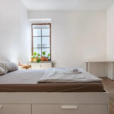 Next Home - Free Parking & Wifi - Badewanne Duisburg Exterior foto