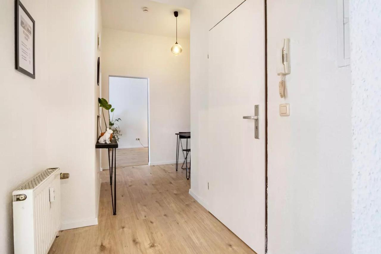 Next - Free Parking & Wifi - Badewanne Apartment Duisburg